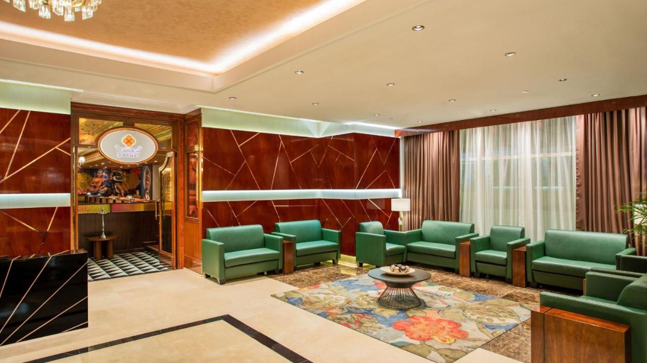 Park Regis Kris Kin Hotel Дубай Екстериор снимка The lounge at the airport